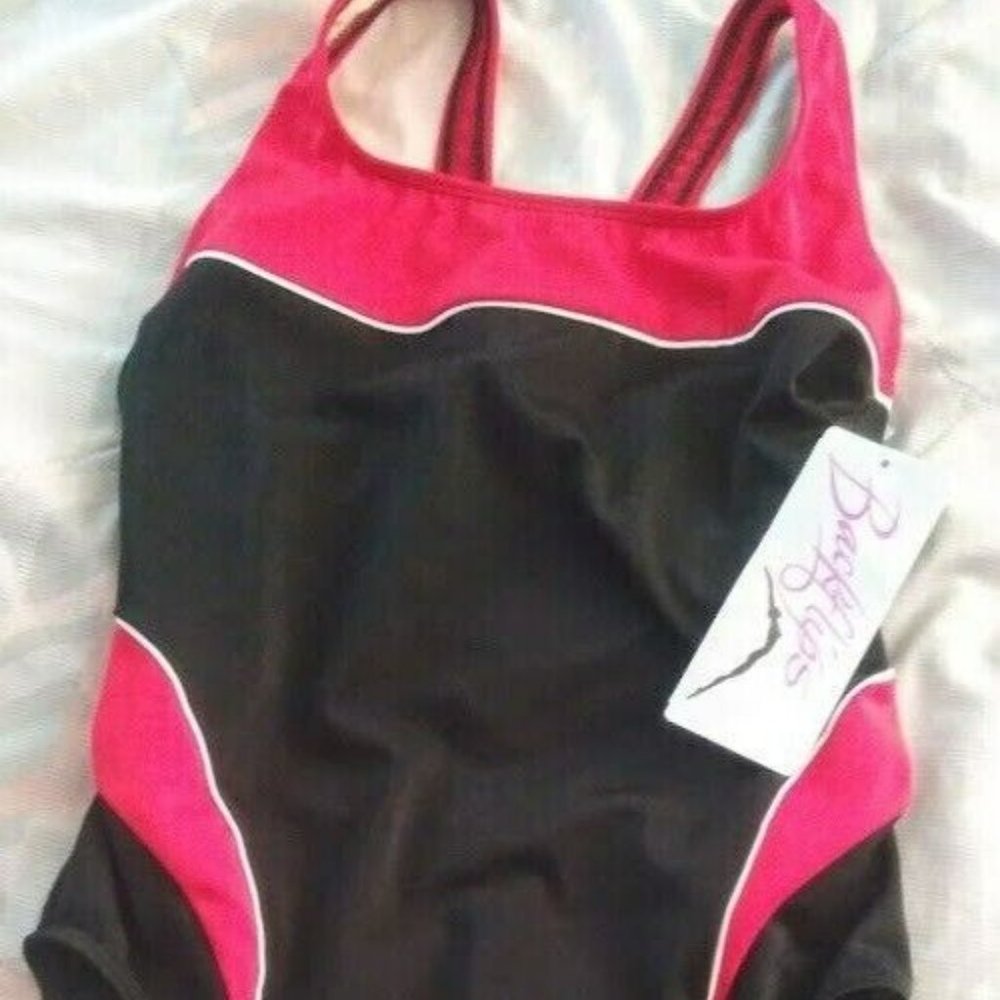 BackFlips womans teens red and black gym wear